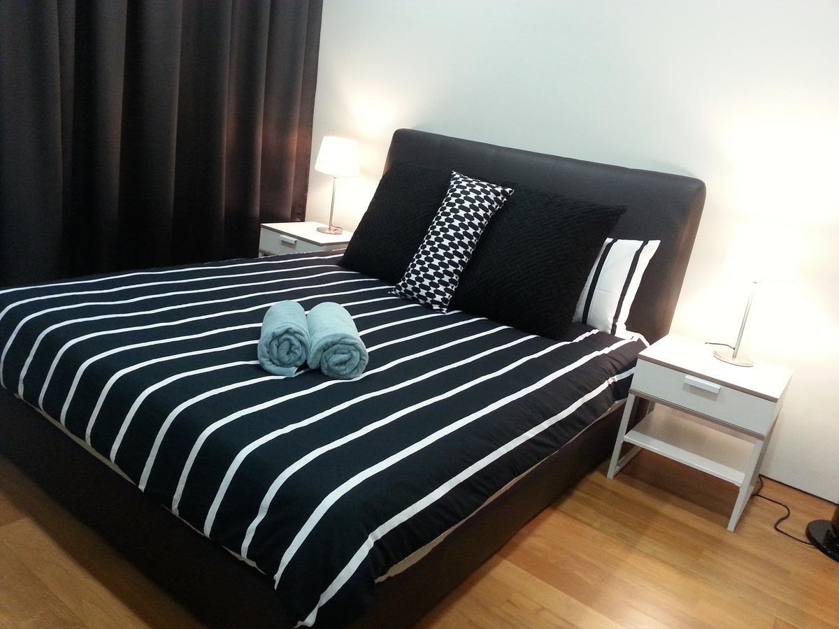Kl101​ ​Service Suite​ ​​At Soho Suites Klcc 쿠알라룸푸르 객실 사진